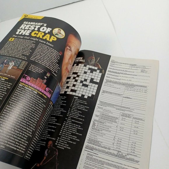 Electronic Gaming Monthly Mag Top Secret January 05 Issue 187 *MOD WEAR - Picture 5 of 14